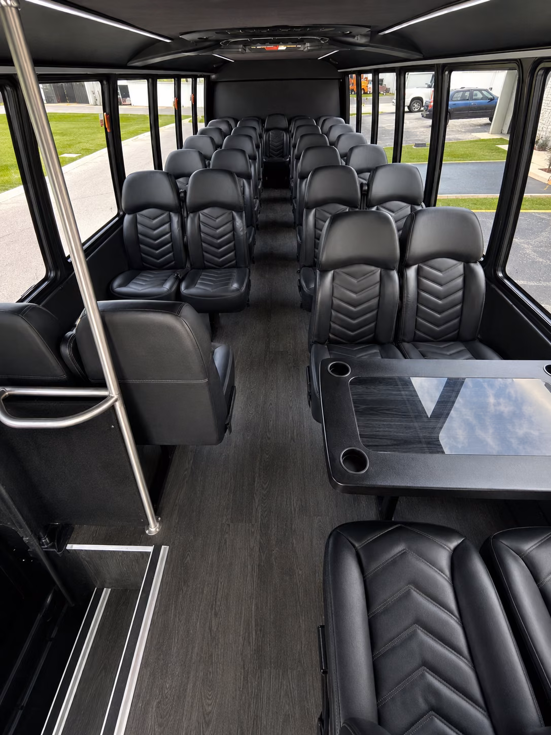 charter buses to kentucky wildcats football games at kroger field