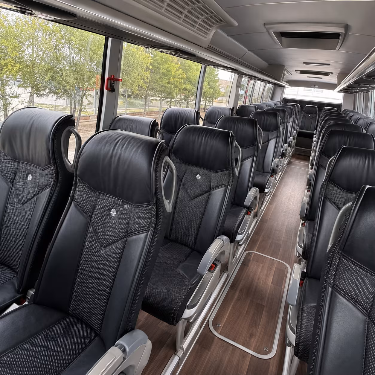 lexington sports fan bus rentals for away games and tournament travel