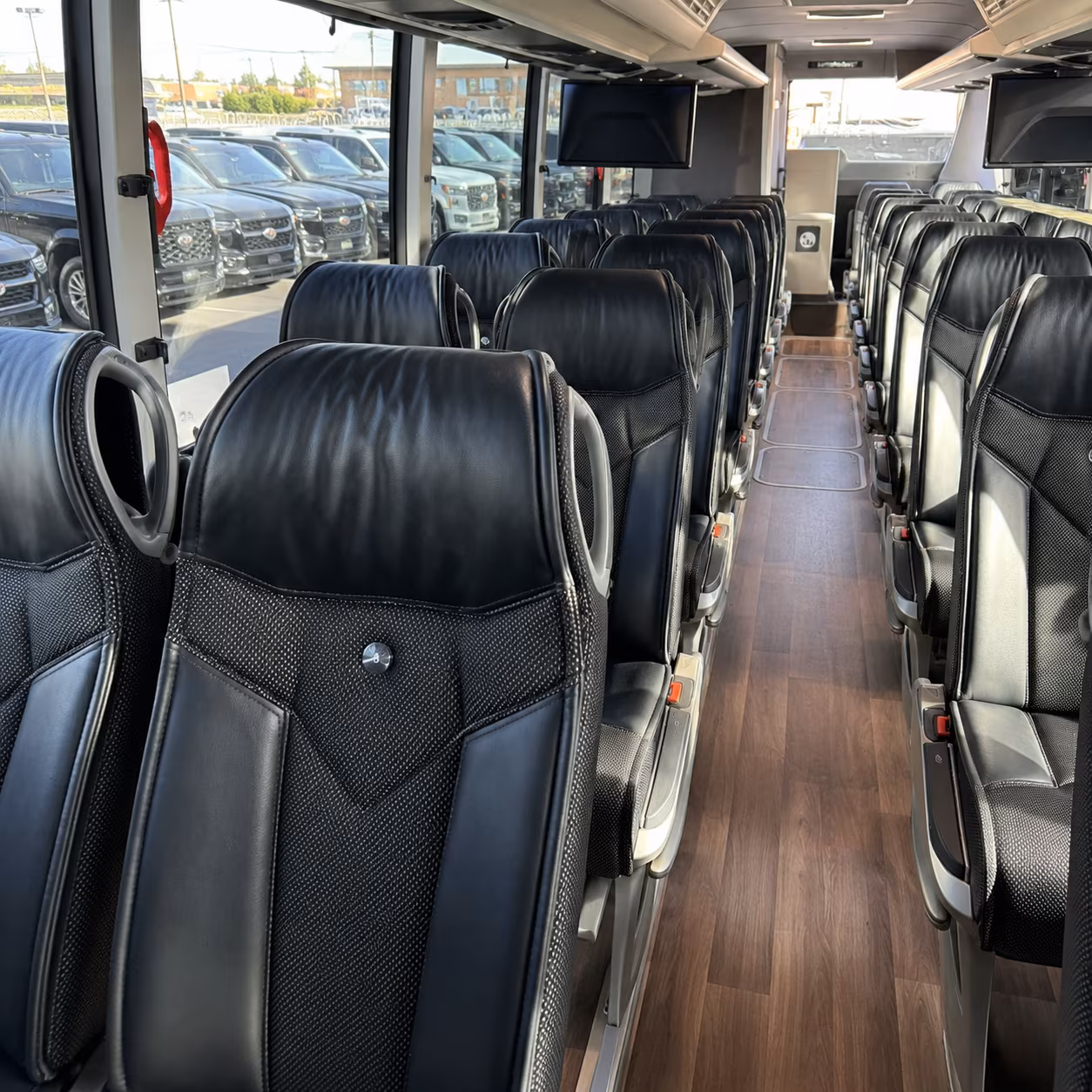 long distance charter buses from lexington to cincinnati columbus and indianapolis