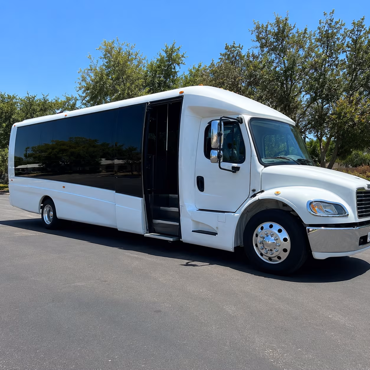 wedding and reception bus rentals across the bluegrass